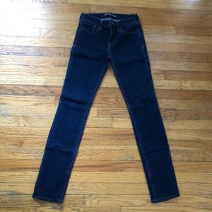 NWOT Express Mid-Rise Skinny Jeans